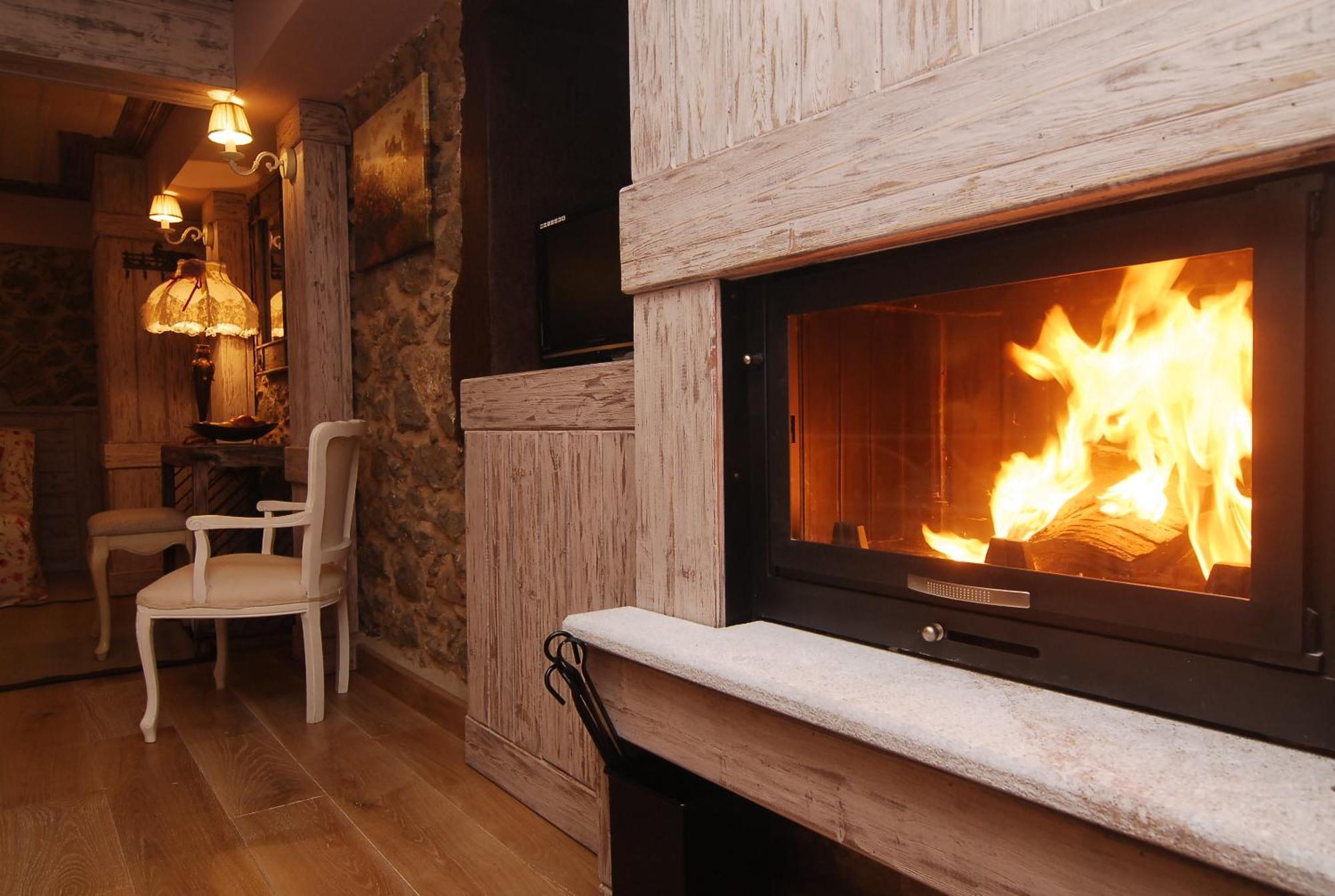 Alexandros Guesthouse Arachova Esterno foto