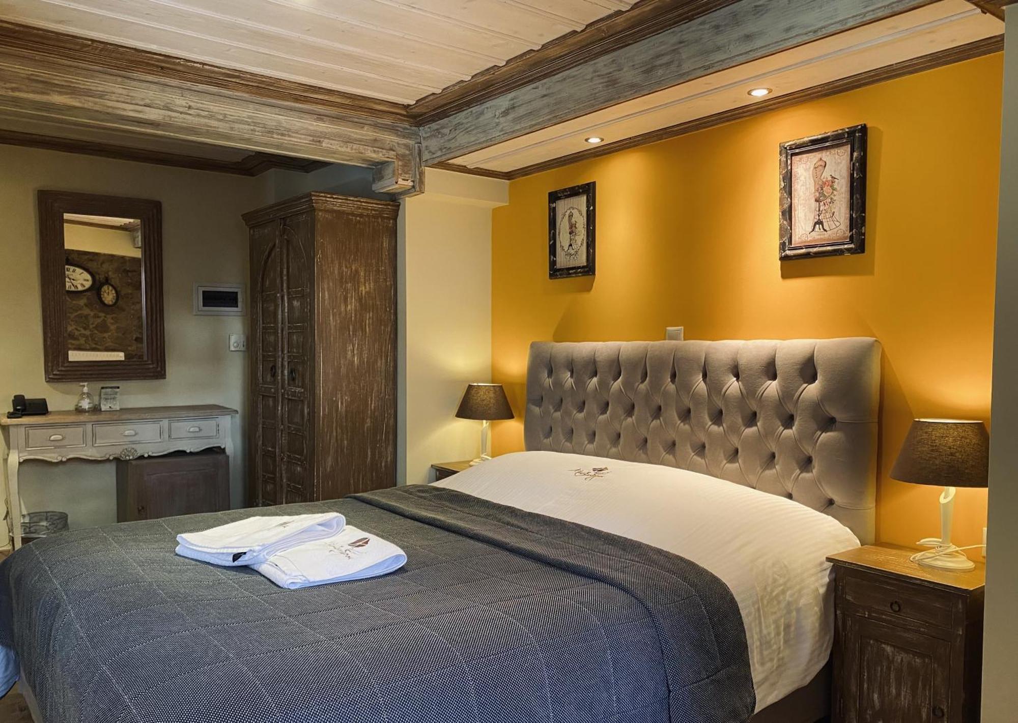 Alexandros Guesthouse Arachova Esterno foto