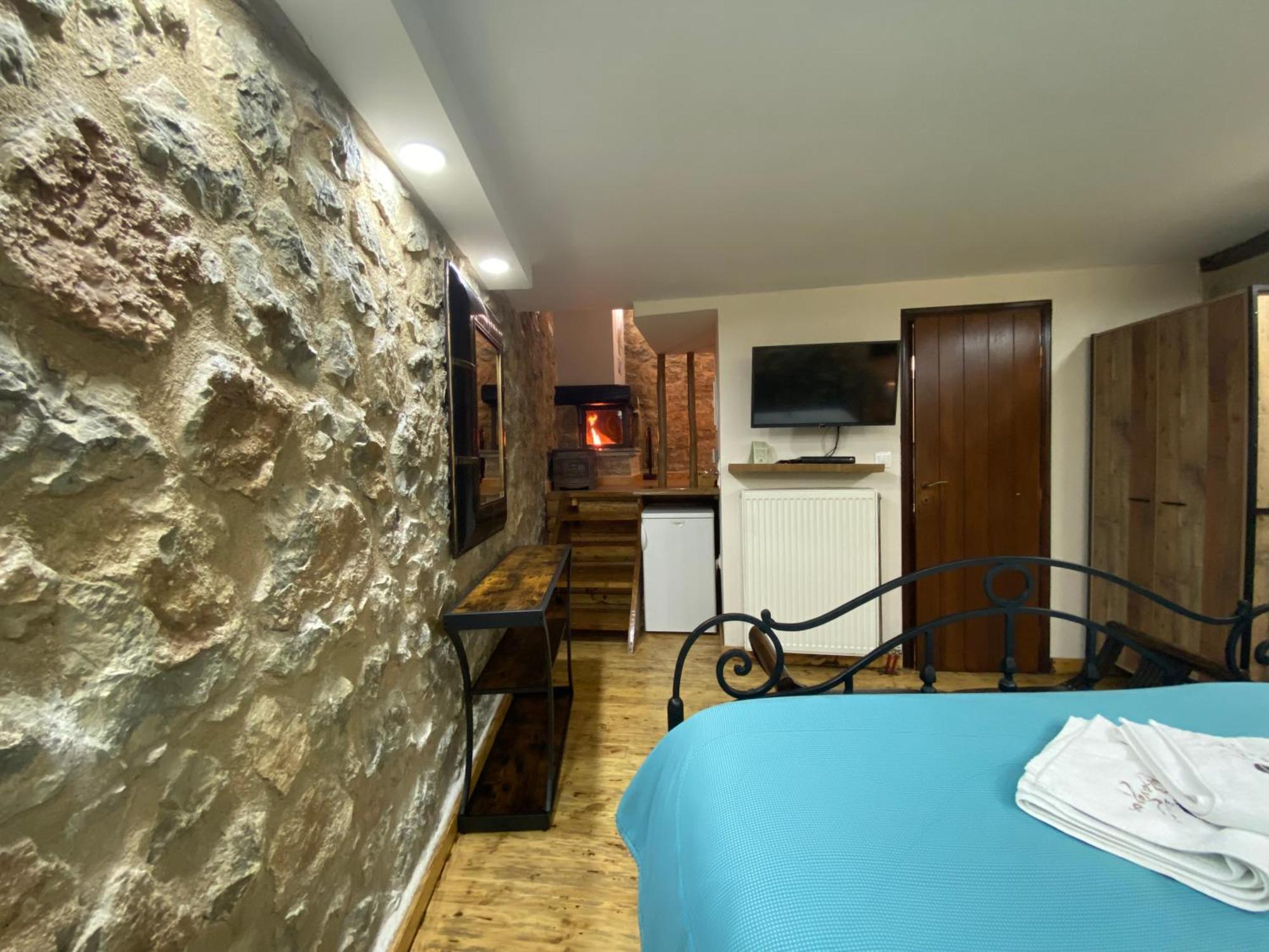 Alexandros Guesthouse Arachova Esterno foto