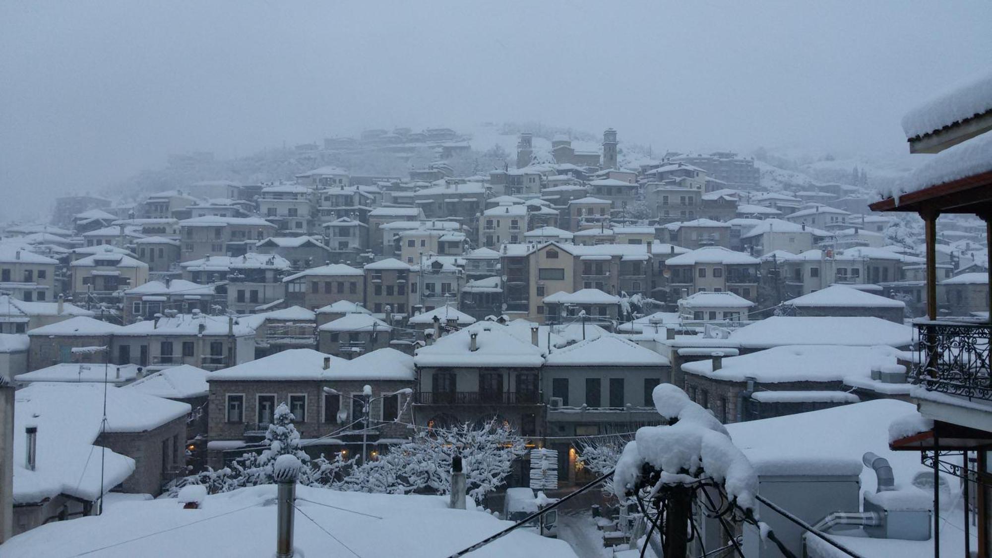 Alexandros Guesthouse Arachova Esterno foto